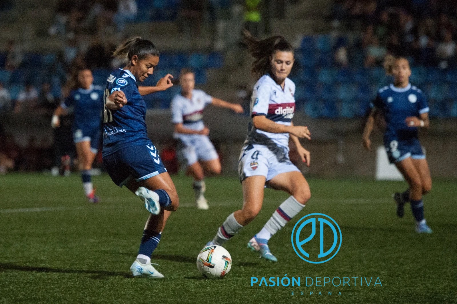 El duelo de Levantes se queda en Badalona.