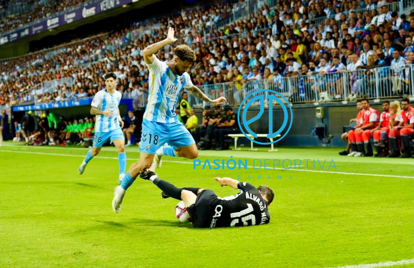 El Elche asalta La Rosaleda y le quita el invicto al Málaga