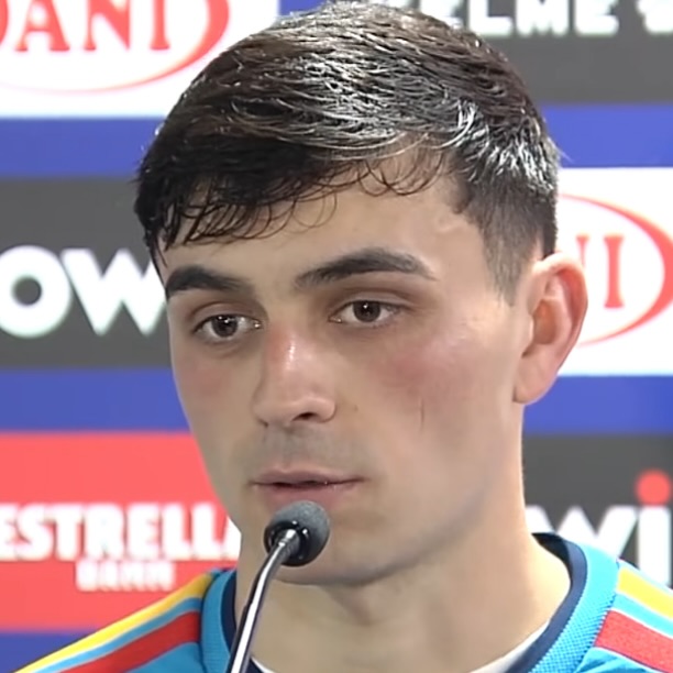 PEDRI : “ No estamos de acuerdo con ningún cántico racista y no nos gusta.”