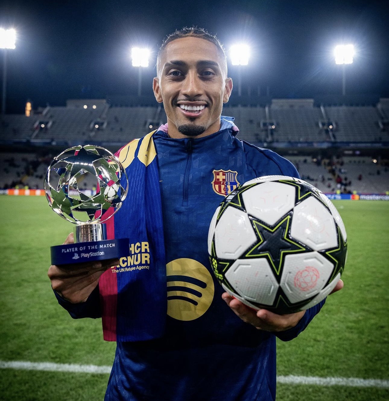 Raphinha de las dudas de su fichaje a ser una de las estrellas que hacen vibrar al Barça de Hansi Flick