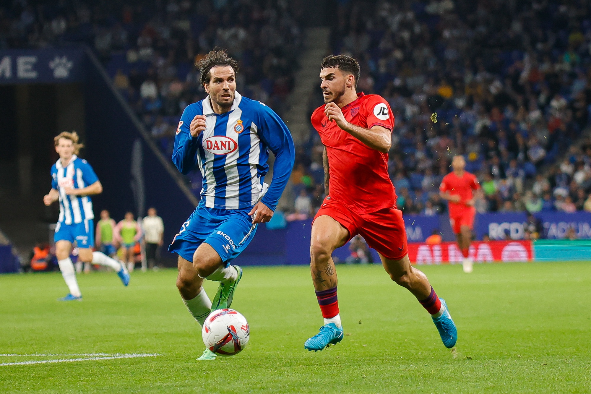 Derrota del RCD Espanyol en el regreso de Javi Puado tras su lesión