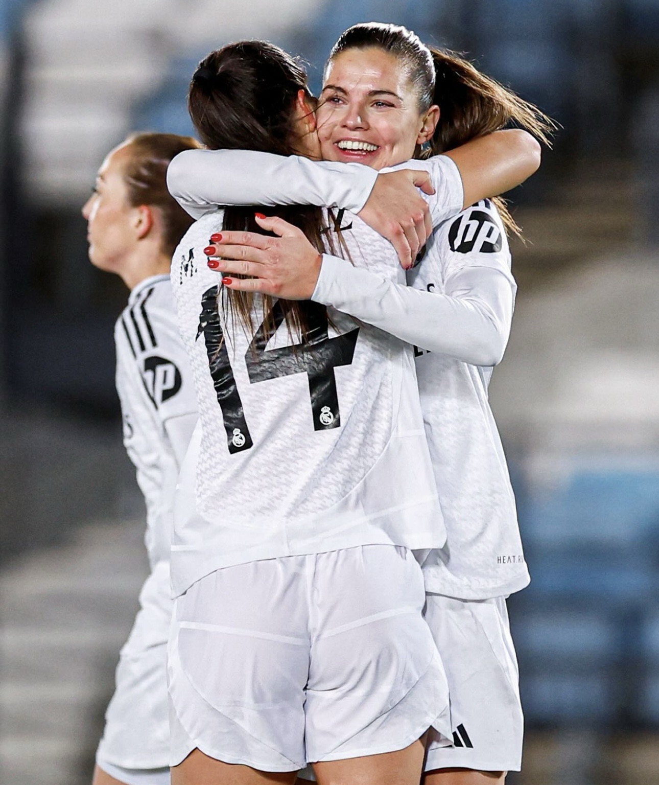 El Real Madrid presenta candidatura para el Clásico con una goleada contra el Twente (7-0)