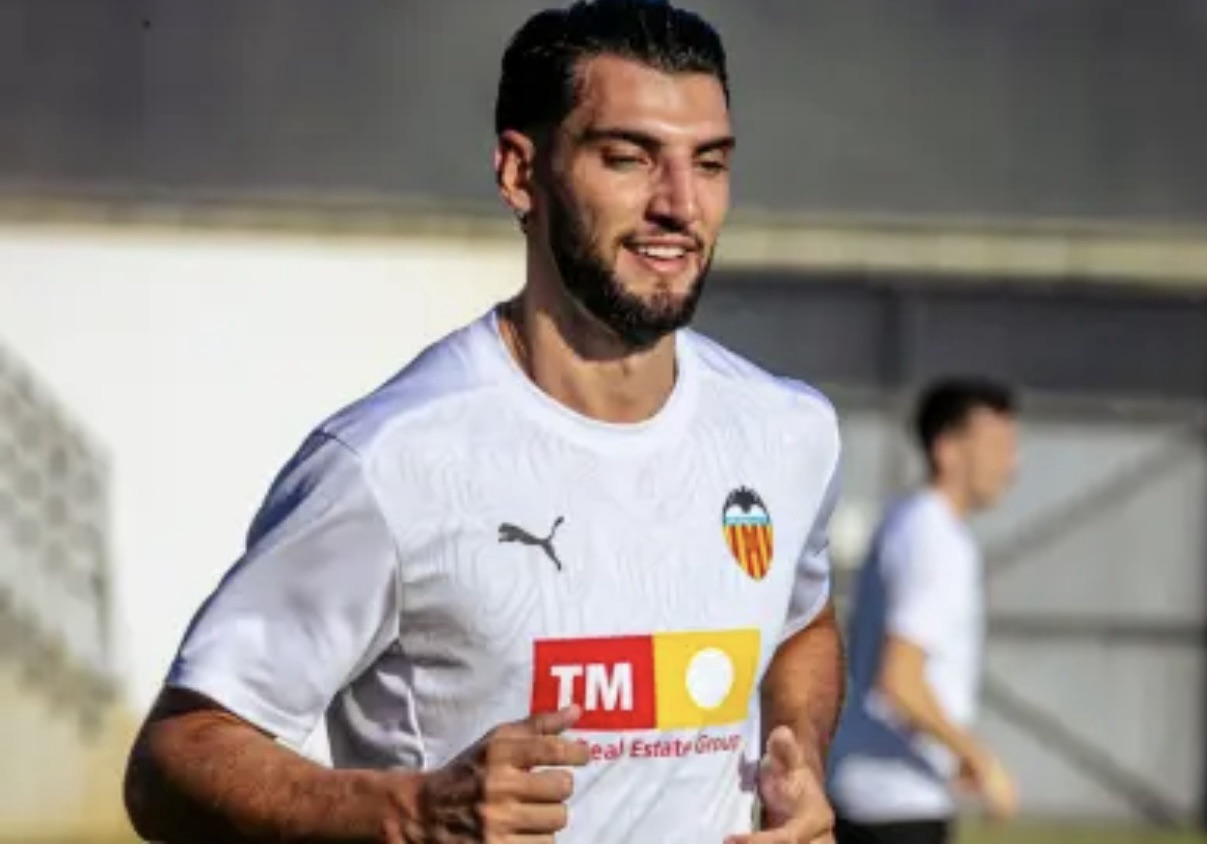 Rafa Mir entra en escena