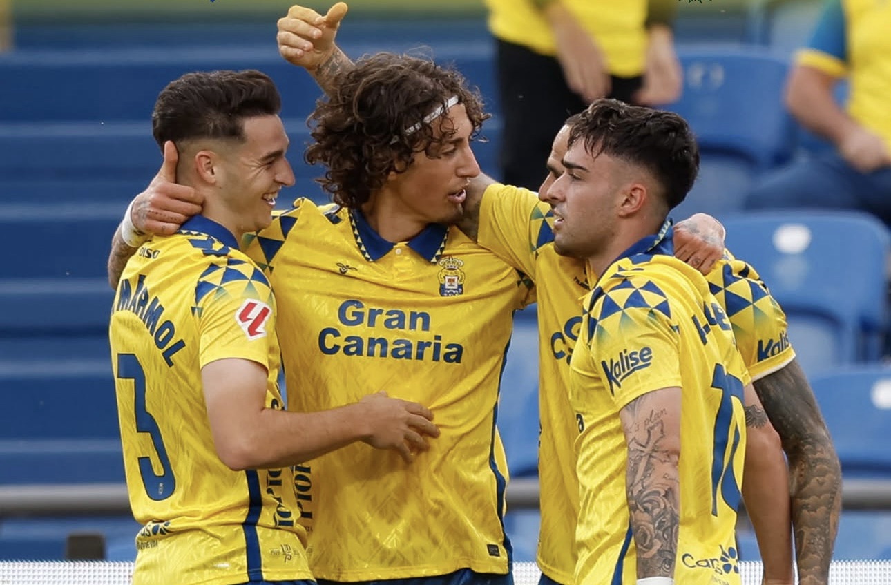 Sandro dilapida a un Valladolid impotente