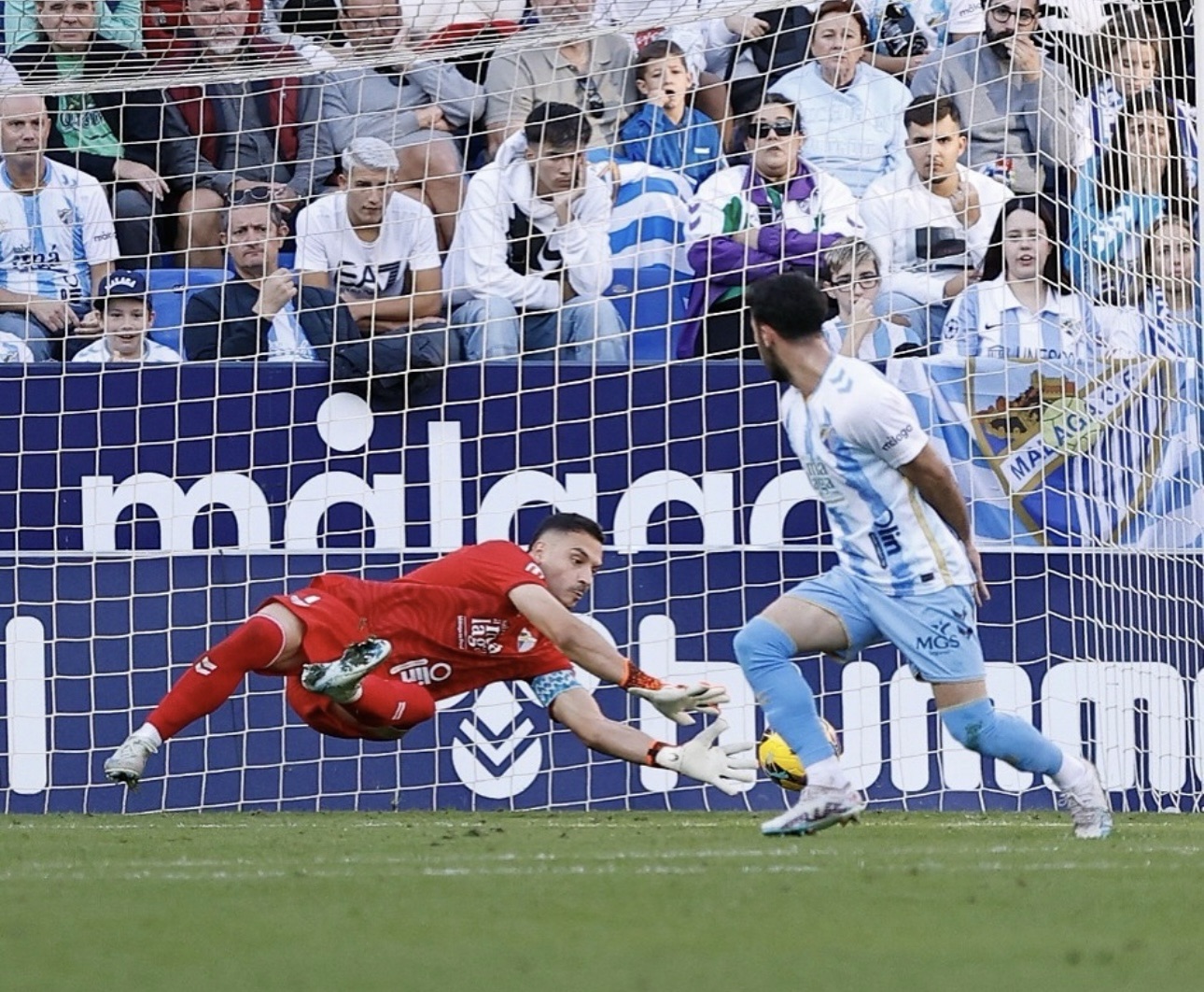Al Málaga se le escapa la victoria en la última jugada