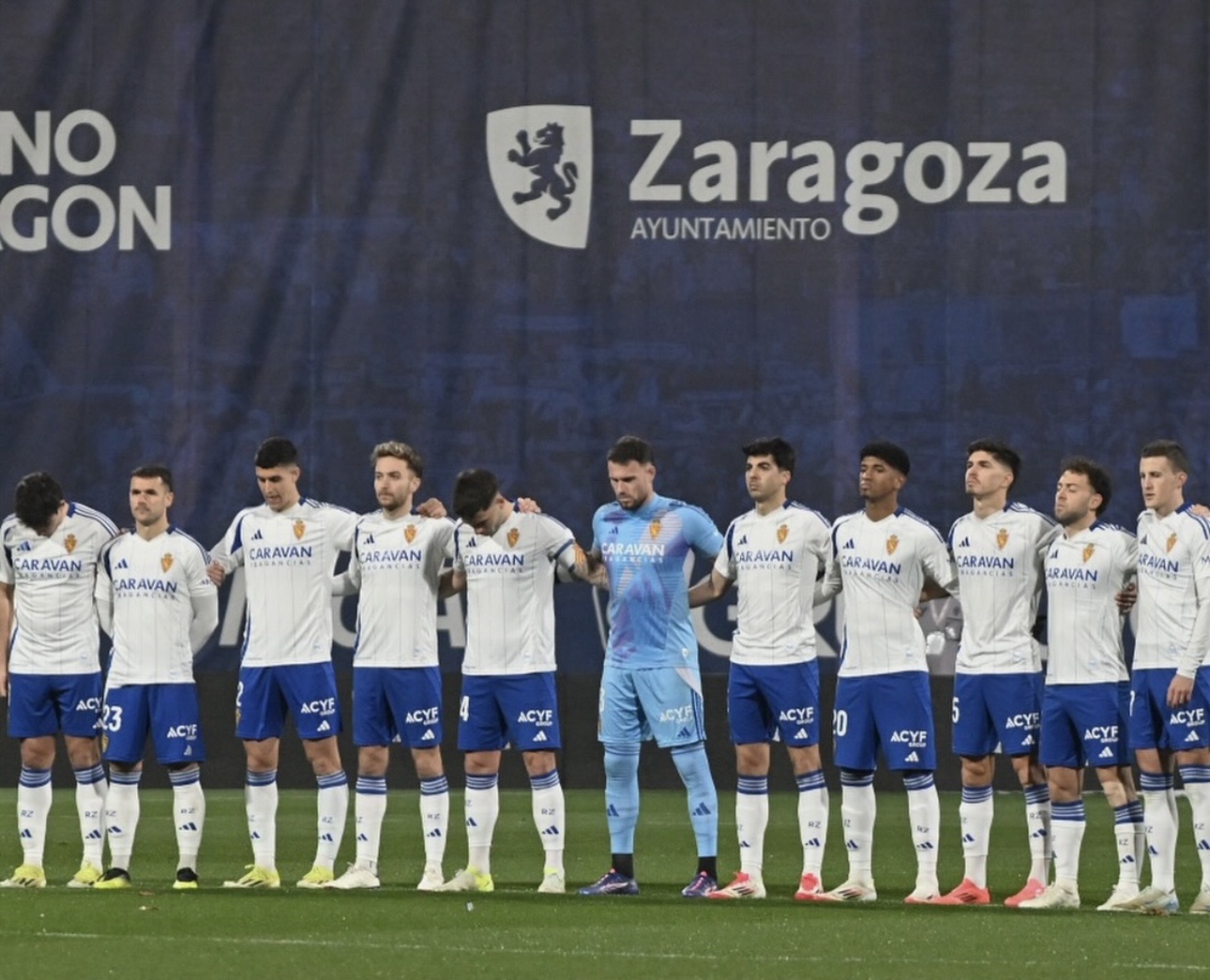 Real Zaragoza 2-2 CD Tenerife: Un minuto de gloria alivia al Zaragoza y hunde al Tenerife.