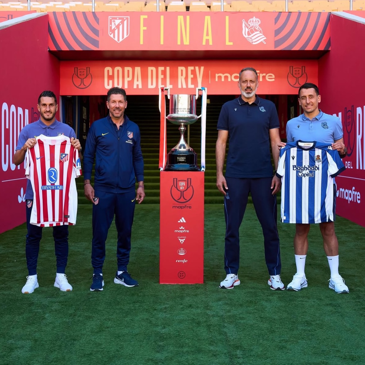 ¡ Es HOY! Final de la @copadelreyoficial 🏆
@atleticodemadrid VS @realsociedad 
21 horas , La Cartuja ( Sevilla )📍