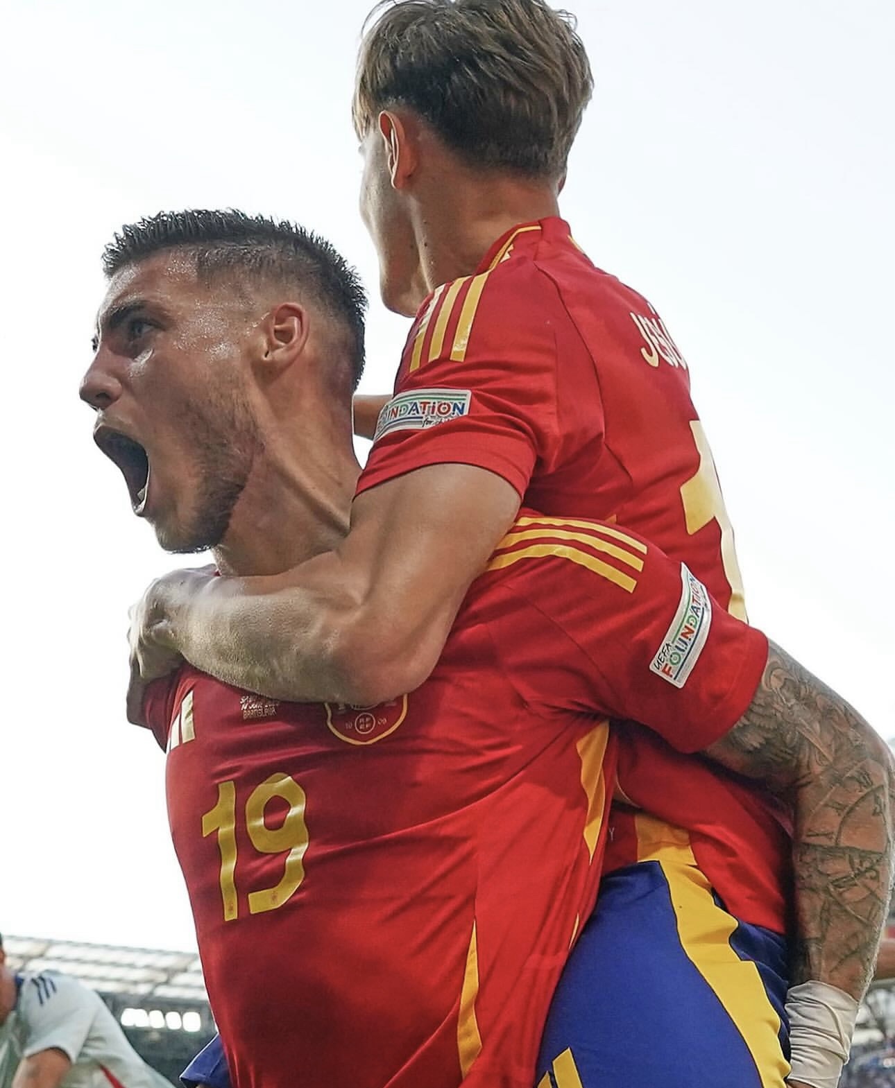 Roberto, el héroe de la rojita ante Rumanía