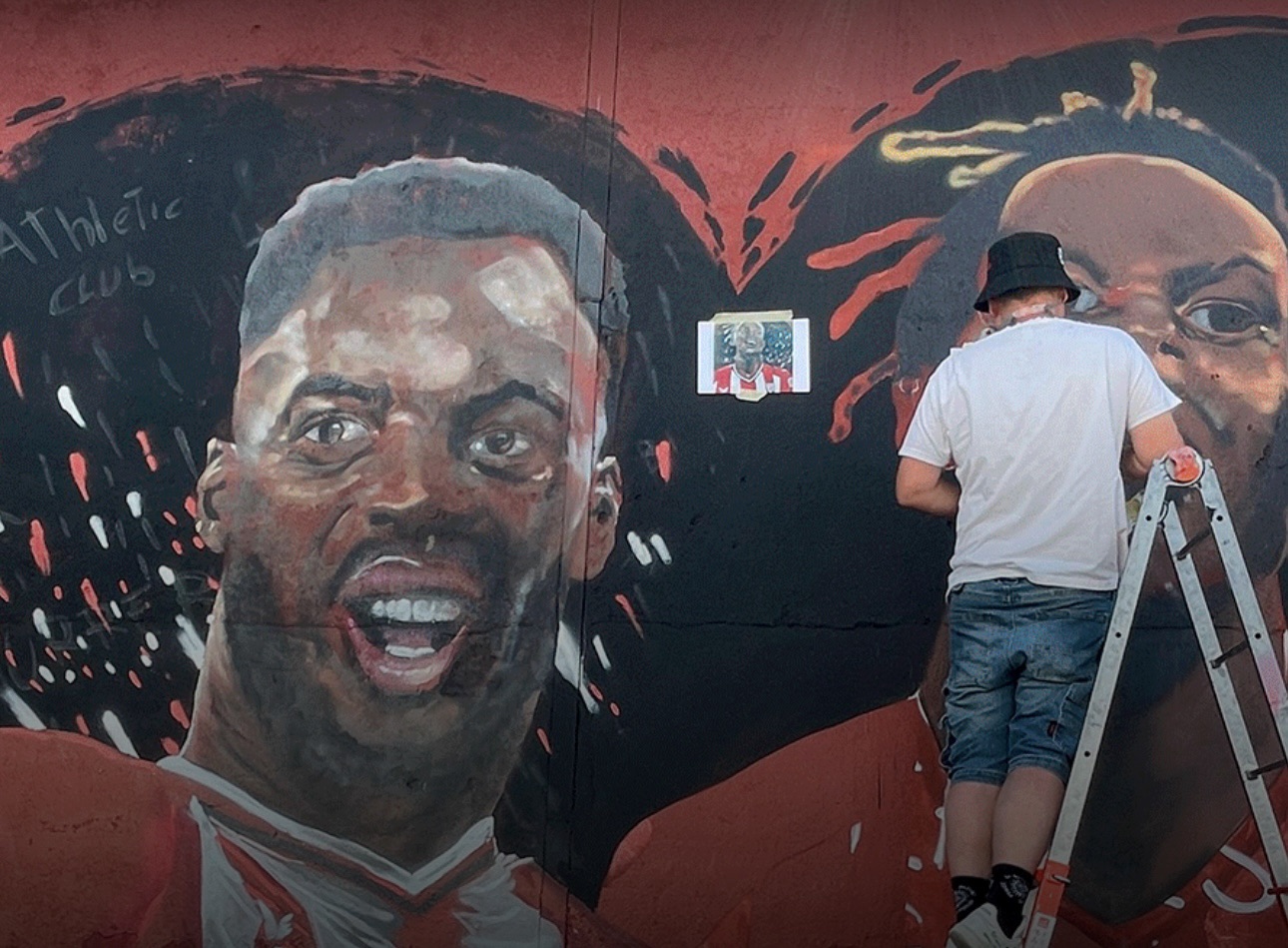 Noticia comunicado del Athletic Club : Nico Williams recupera su lugar en el mural