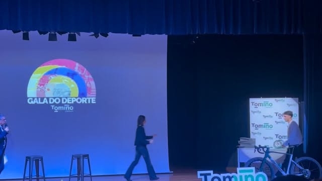 @pablodurn en la Gala del deporte del @concellodetomino 
🎥 @noeortizaragon