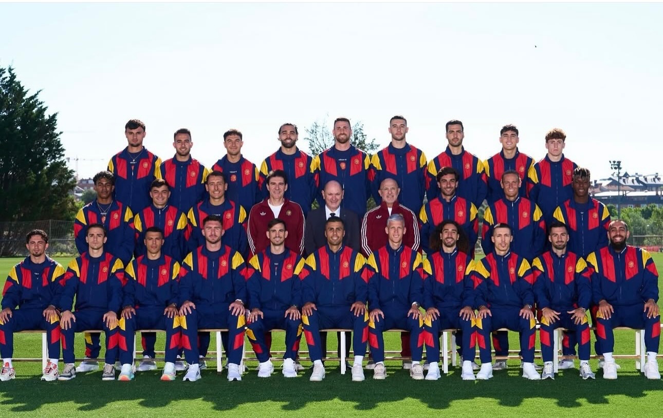 Foto oficial de la @sefutbol para la  @fifaworldcup 🇪🇸⚽️