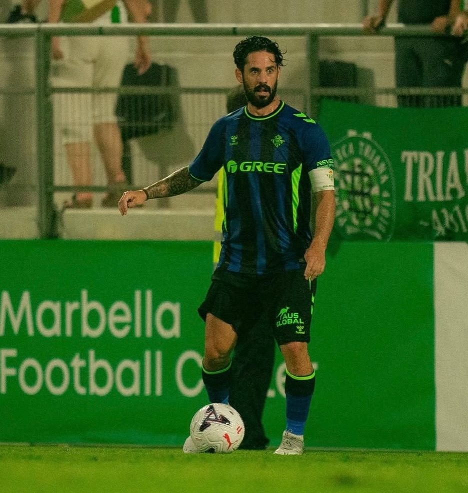 Isco vuelve a sonreír: el líder del Betis está de regreso☺️
@noeortizaragon ✍️
👉🏾https://pasiondeportivaesp.es/isco-vuelve-a-sonreir-el-lider-del-betis-esta-de-regreso/👈🏾
