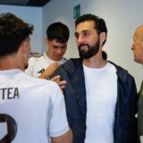 Arbeloa arropa al Juvenil A antes de su gran noche europea