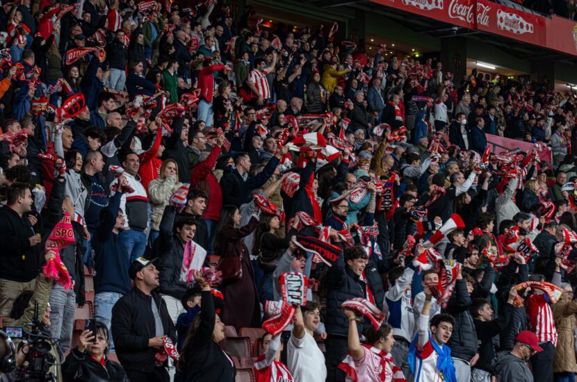 El Sporting se mide a su historia en Gran Canaria con el playoff en juego