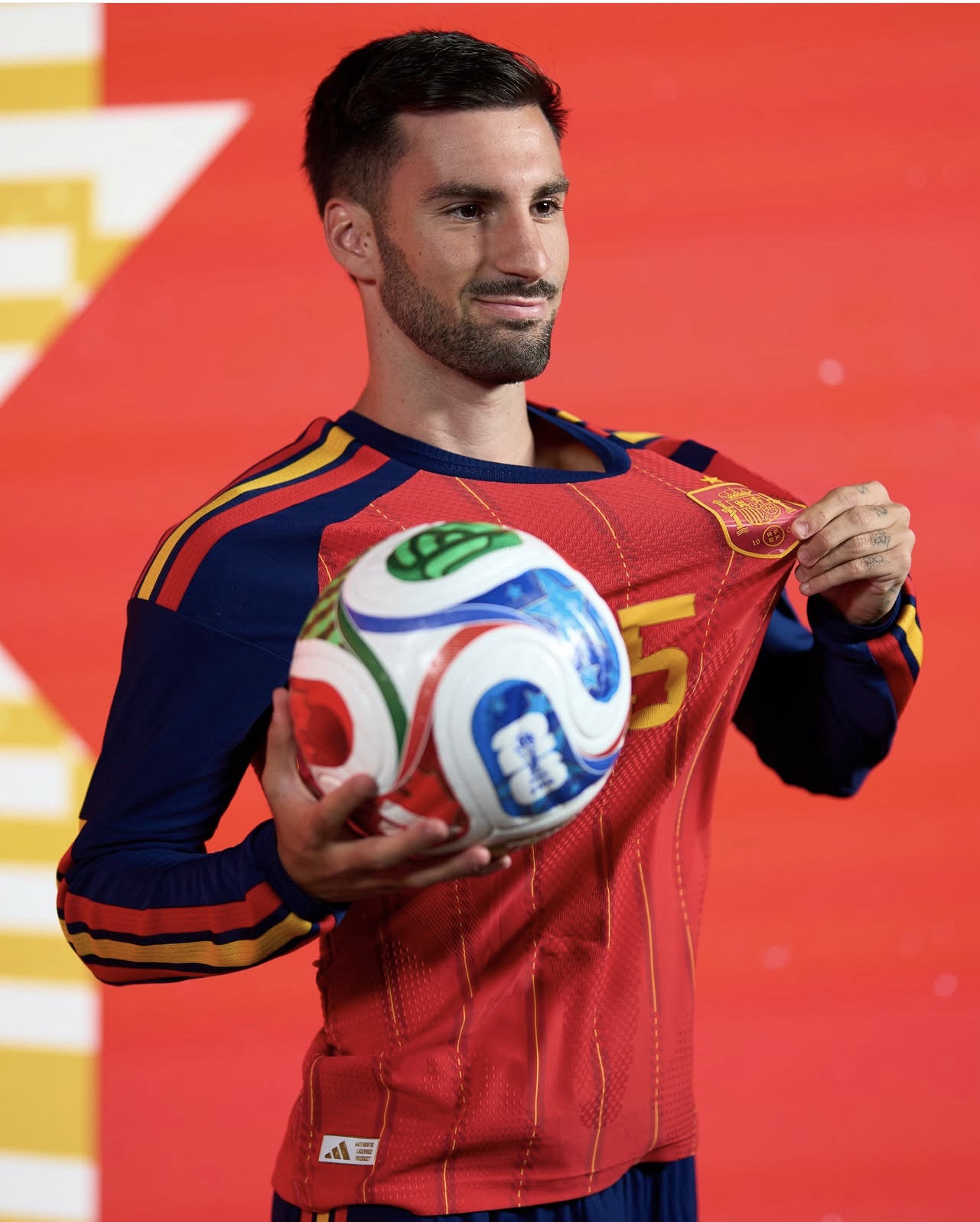 Álex Baena, el motor silencioso de España en el Mundial