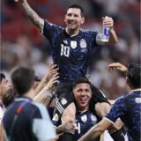 Inglaterra se queda a un paso del sueño y argentina firma una remontada de campeón para citarse con españa