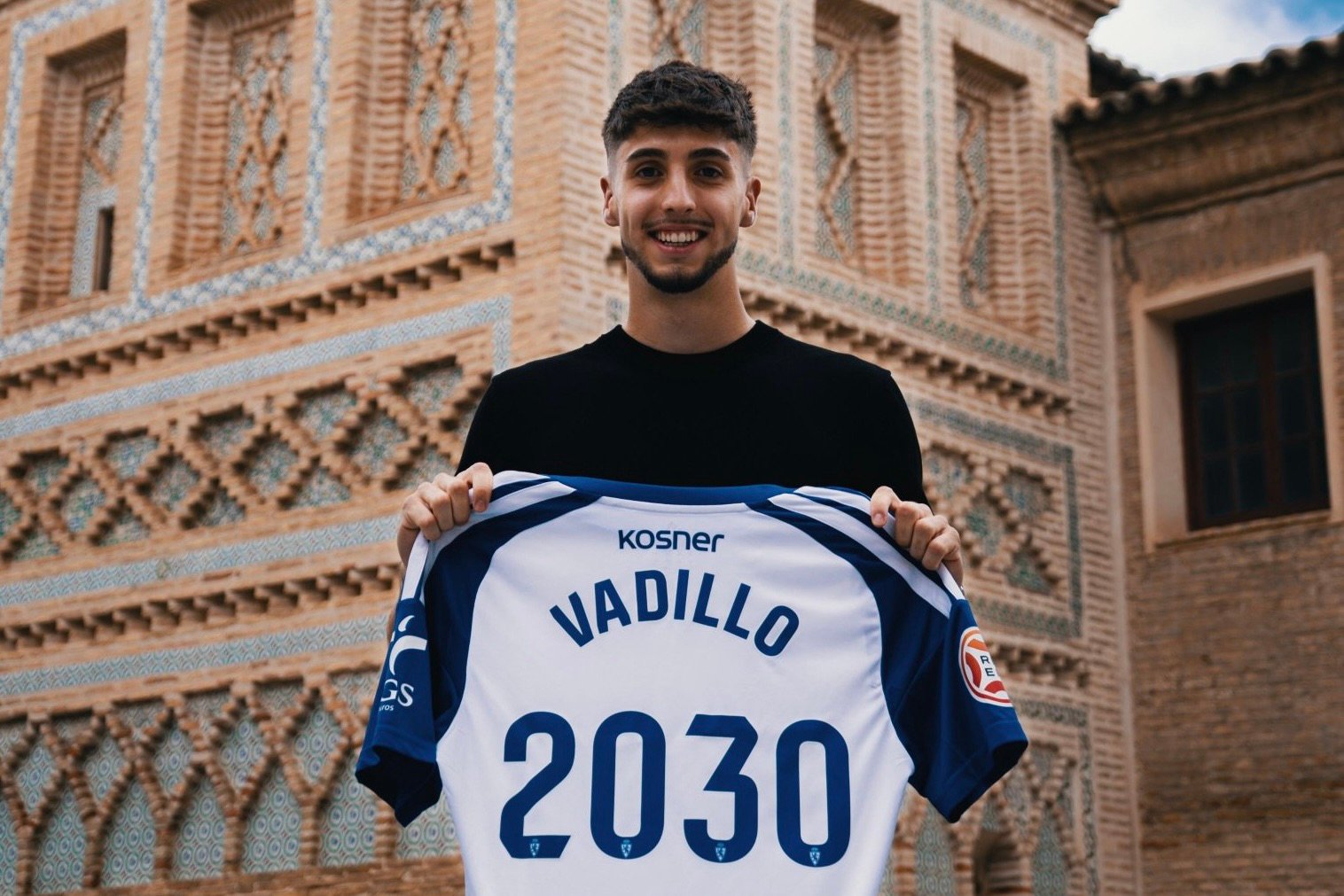 Iker Vadillo se gana un sitio en el primer equipo del Real Zaragoza hasta 2030