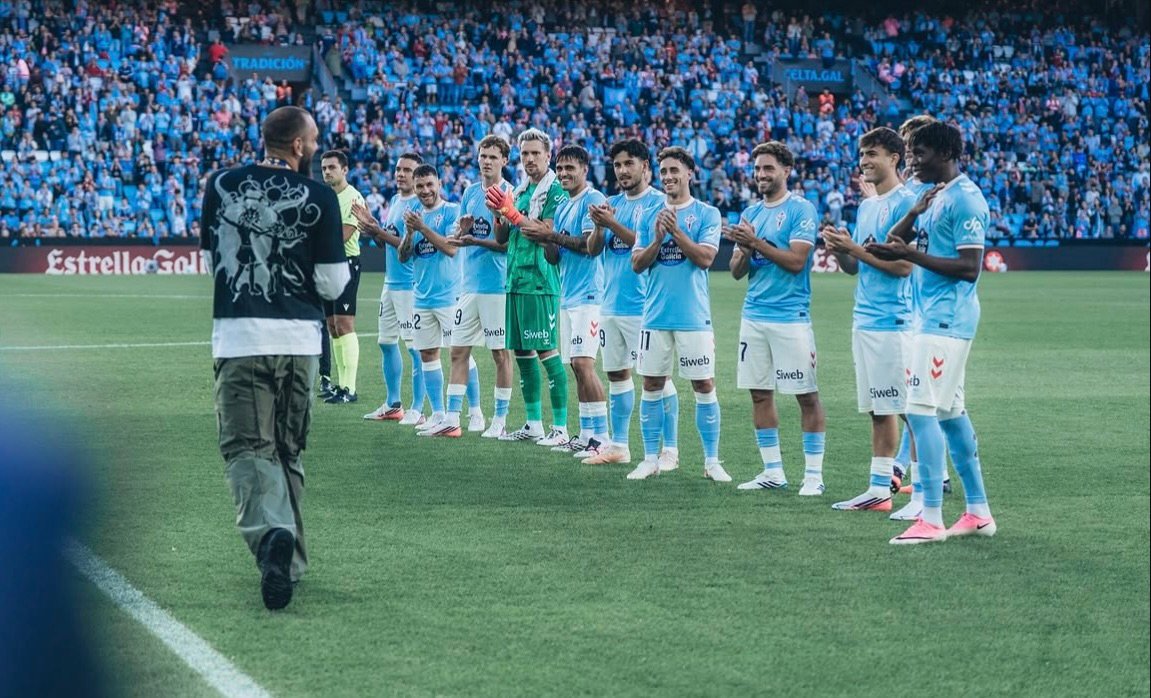 Balaídos abraza a su campeón del mundo: Borja Iglesias ya es historia del Celta