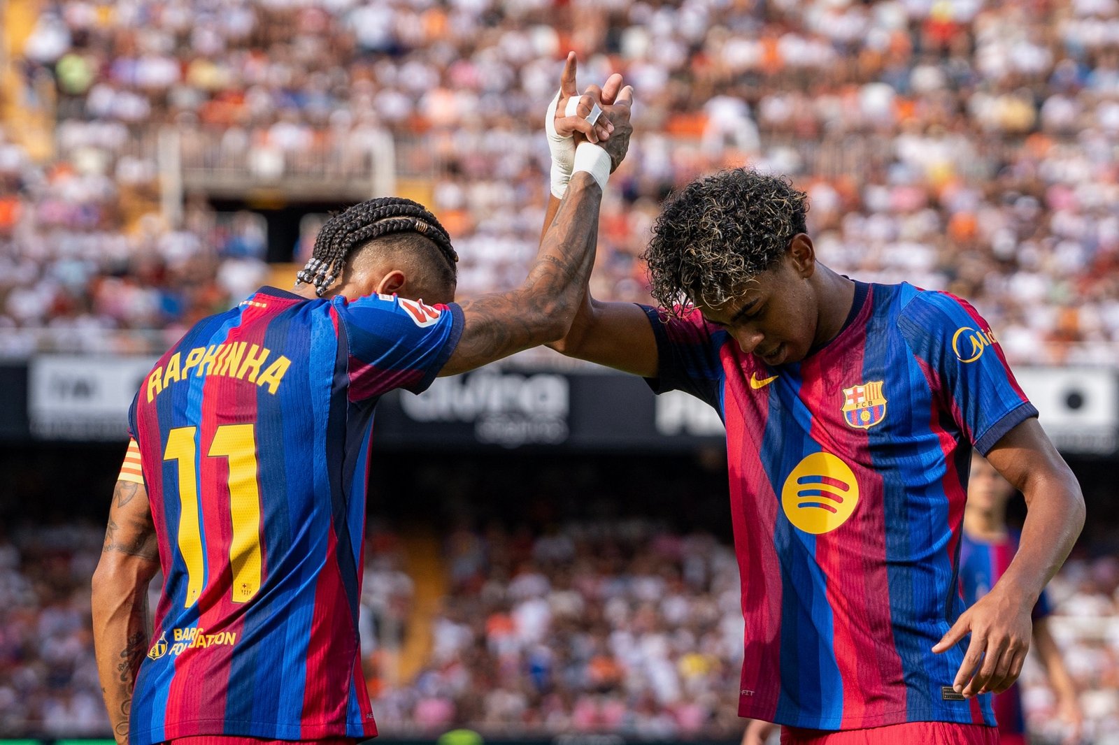 El Barça arrasa al Feyenoord y presenta su candidatura en Europa
